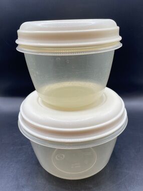 Rubbermaid Servin Saver #1 (1.3 pt) and #2 (2 pt) Round Tapered Set w Almond Lid